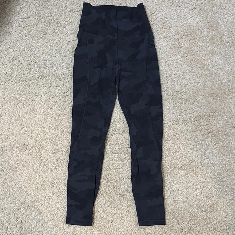 Lululemon Align Black Camo Patterned Leggings with pockets 25”